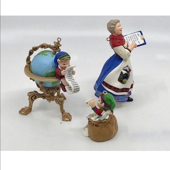 VINTAGE 3pc HALLMARK KEEPSAKE CHRISTMAS ORNAMENTS - Picture 4 of 11